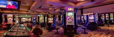 VIP Live Casino Table ကစားသမားနှင့် ကိုယ်ပိုင် Dealer ဝန်ဆောင်မှု
